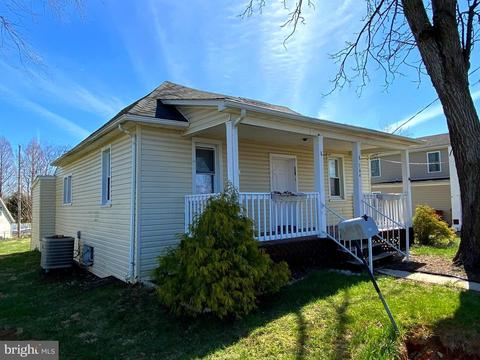 704 N Marshall St, Ranson, WV 25438 photo 1