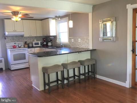 124 W 6th Ave, Ranson, WV 25438 photo 12