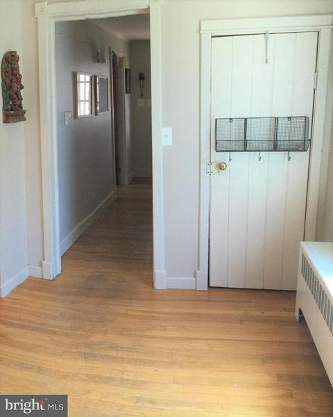 124 W 6th Ave, Ranson, WV 25438 photo 9