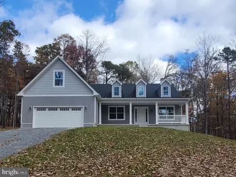 79 Dryfork Ln, Harpers Ferry, WV 25425
