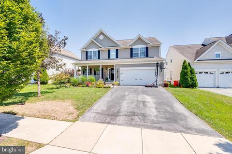 32 Watercourse Dr, Ranson, WV 25438 photo 2