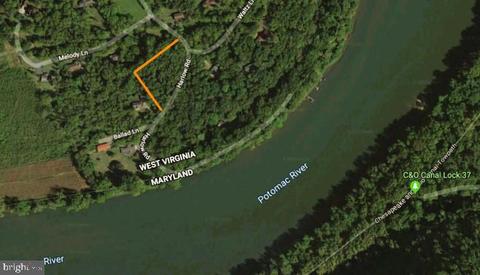 4 Harlow Rd # b, Shepherdstown, WV 25443