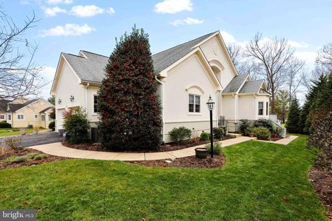 32 Juniper Dr, Shepherdstown, WV 25443 photo 2