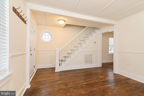 106 W 5th Ave, Ranson, WV 25438 photo 5
