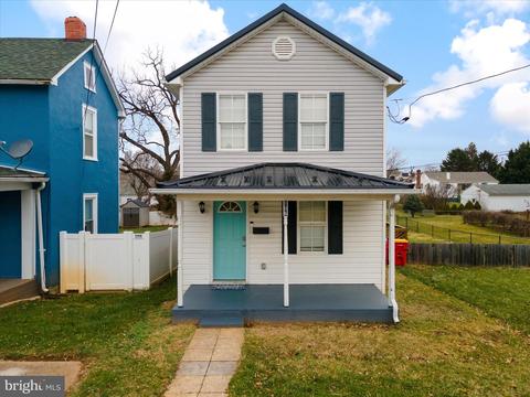 106 W 5th Ave, Ranson, WV 25438 photo 3
