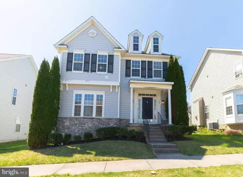 45 Colonial Dr, Charles Town, WV 25414