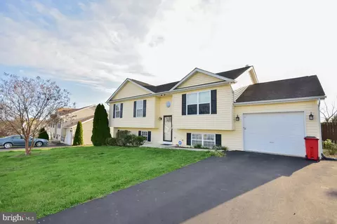 109 Brin Dr, Ranson, WV 25438