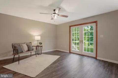 65 Thomson St, Summit Point, WV 25446 photo 13