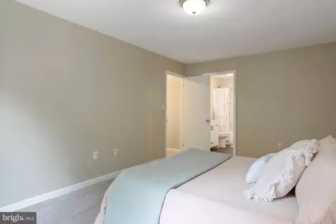 65 Thomson St, Summit Point, WV 25446 photo 21