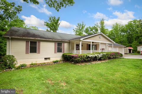 53 Bob White Dr, Harpers Ferry, WV 25425