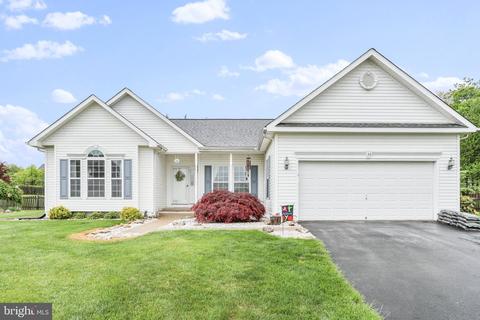 34 Colonel Miles Ct, Harpers Ferry, WV 25425