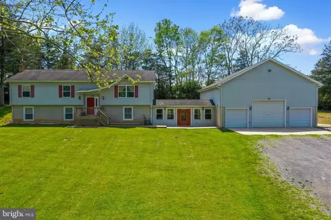 3 Logans Run Dr, Kearneysville, WV 25430