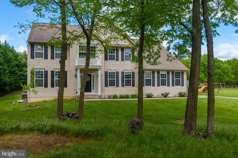 85 Gemini Way, Summit Point, WV 25446 photo 3