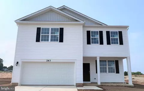 263 Centergate Dr, Charles Town, WV 25414