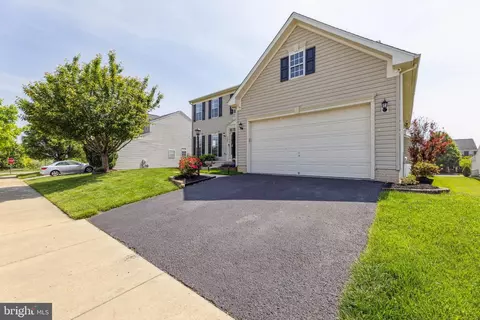 1348 Foal St, Ranson, WV 25438 photo 2