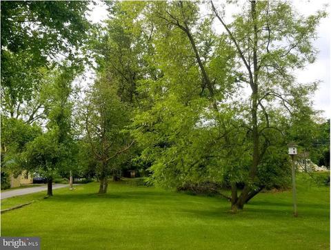 16 Putnam Court, Harpers Ferry, WV 25425