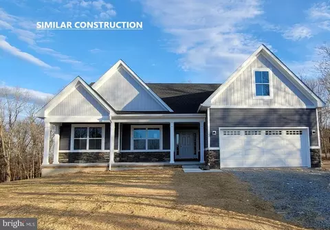 336 Karen Ln, Shenandoah Junction, WV 25442