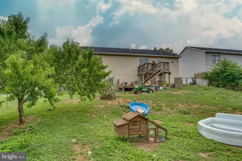 504 E 11th Ave, Ranson, WV 25438 photo 27