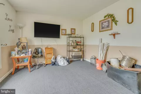 504 E 11th Ave, Ranson, WV 25438 photo 8
