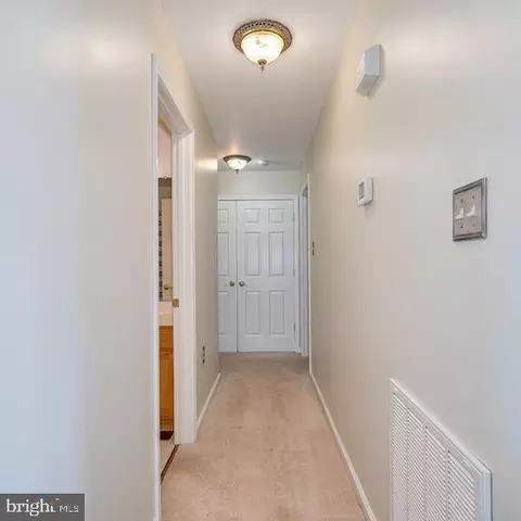 446 Oak Lee Dr, Ranson, WV 25438 photo 17