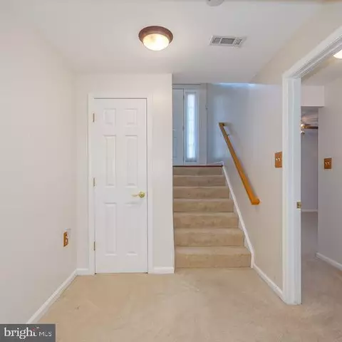 446 Oak Lee Dr, Ranson, WV 25438 photo 25