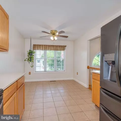 446 Oak Lee Dr, Ranson, WV 25438 photo 9