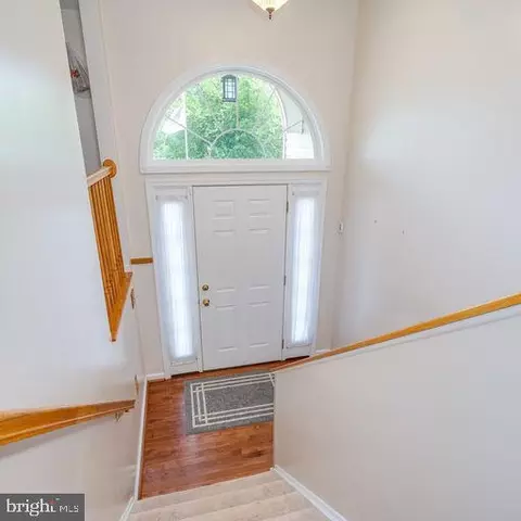 446 Oak Lee Dr, Ranson, WV 25438 photo 5