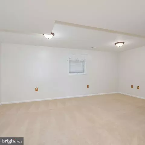 446 Oak Lee Dr, Ranson, WV 25438 photo 27