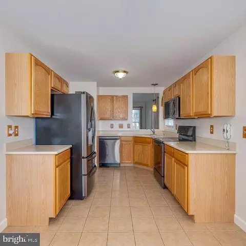 446 Oak Lee Dr, Ranson, WV 25438 photo 7