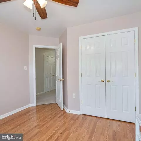 446 Oak Lee Dr, Ranson, WV 25438 photo 19