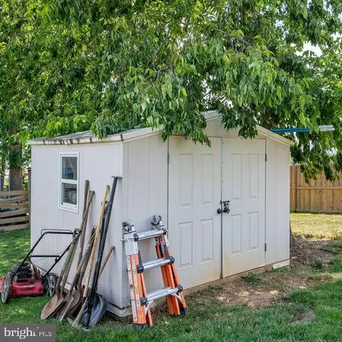 446 Oak Lee Dr, Ranson, WV 25438 photo 46