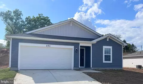 317 Centergate Dr, Charles Town, WV 25414