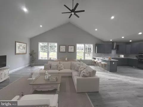 82 Marys Ct, Kearneysville, WV 25430