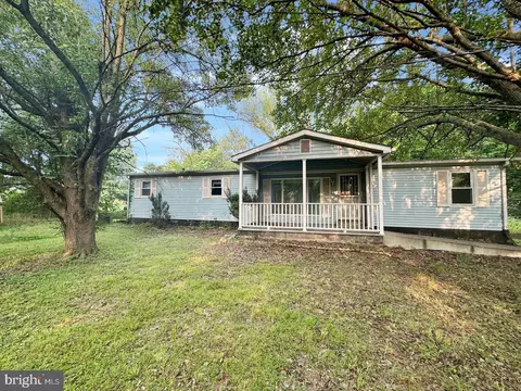 273 Darke Ln, Kearneysville, WV 25430