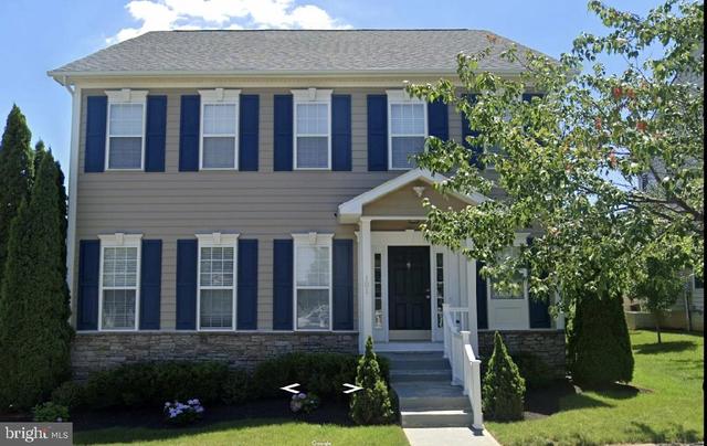 101 Battlefield Dr, Charles Town, WV 25414
