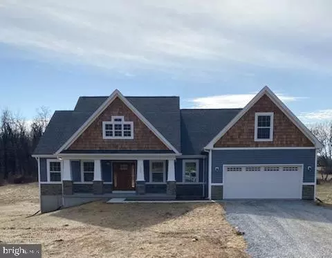 122 Rose Hollow Ct, Summit Point, WV 25446