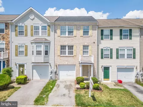 125 Dunlap Dr, Charles Town, WV 25414