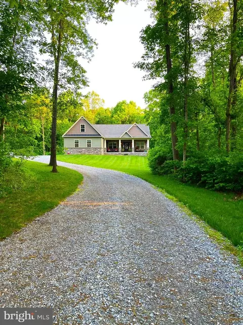 567 River Rd, Shepherdstown, WV 25443