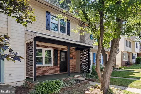 117 N Church St, Charles Town, WV 25414