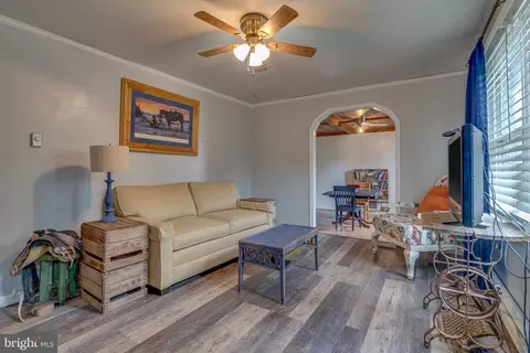 71 Apple Tree Dr, Ranson, WV 25438 photo 3