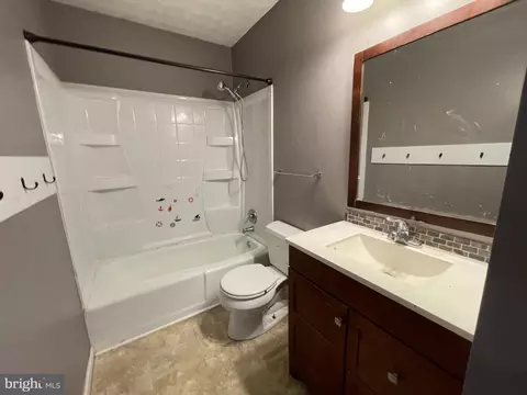 104 Marl Dr, Ranson, WV 25438 photo 14