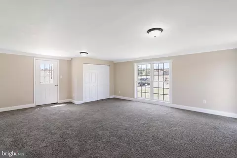101 E 13th Ave, Ranson, WV 25438 photo 18