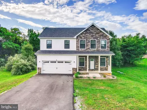 308 Hackney Ln, Charles Town, WV 25414