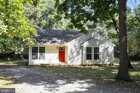 751 Thoroughbred Dr, Charles Town, WV 25414