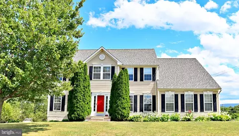 259 Blue Spruce Dr, Charles Town, WV 25414