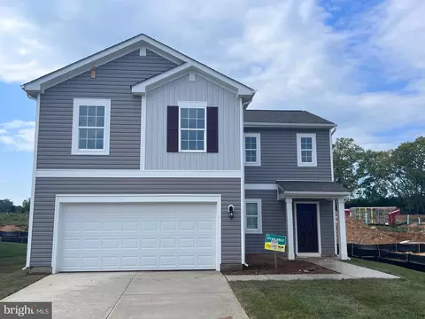 367 Centergate Dr, Charles Town, WV 25414
