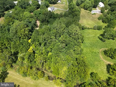 3 Harrow Place, Charles Town, WV 25414