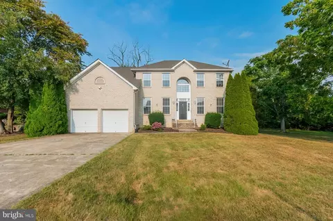 61 Augusta Ct, Charles Town, WV 25414
