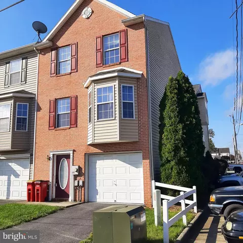 125 N Marshall, Ranson, WV 25438