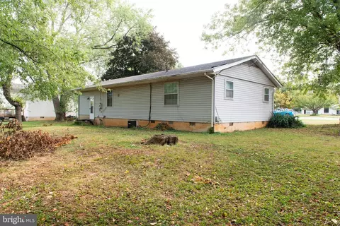511 E 11th Ave, Ranson, WV 25438 photo 17
